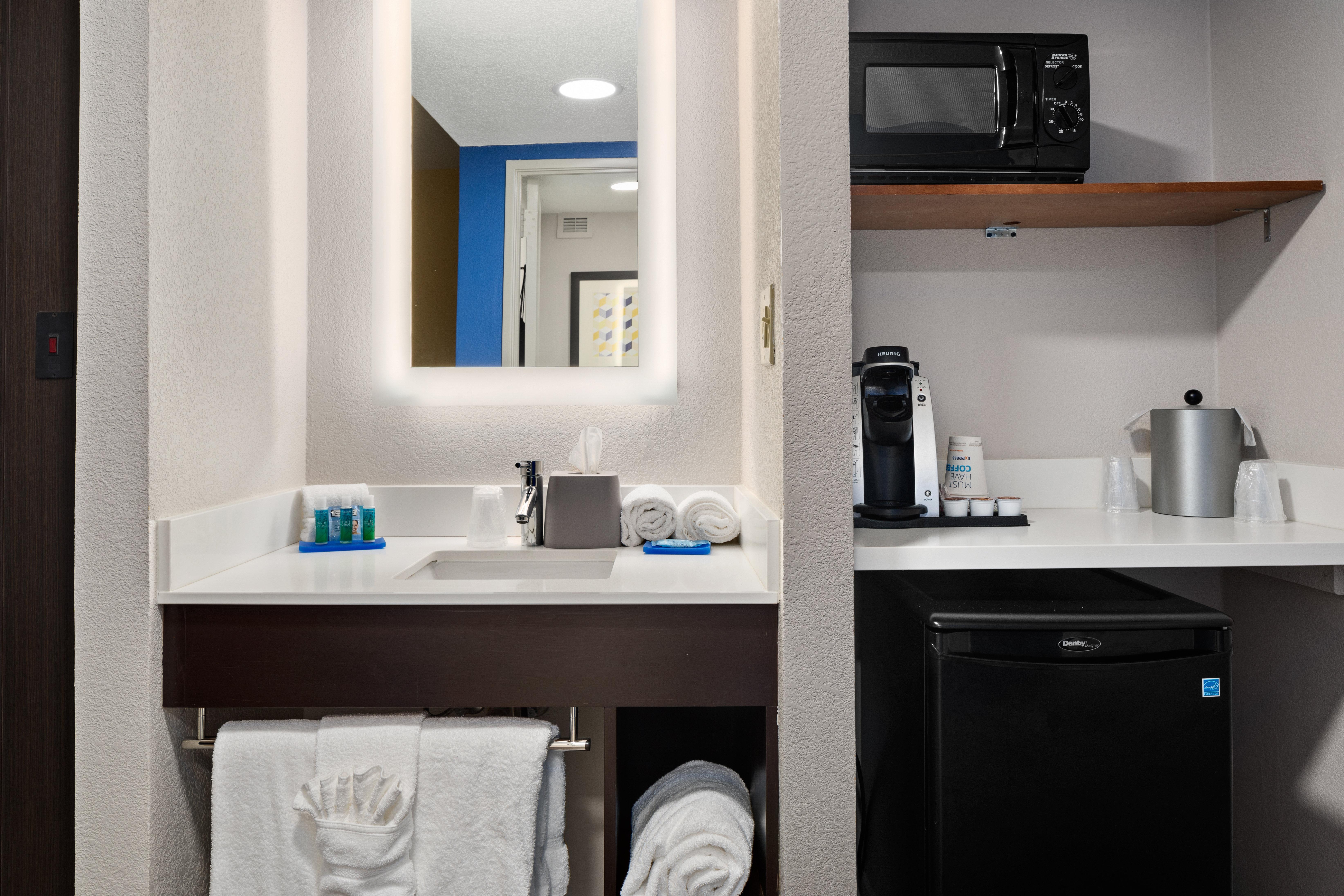 Holiday Inn Express - Atlanta-Kennesaw By Ihg Exterior foto