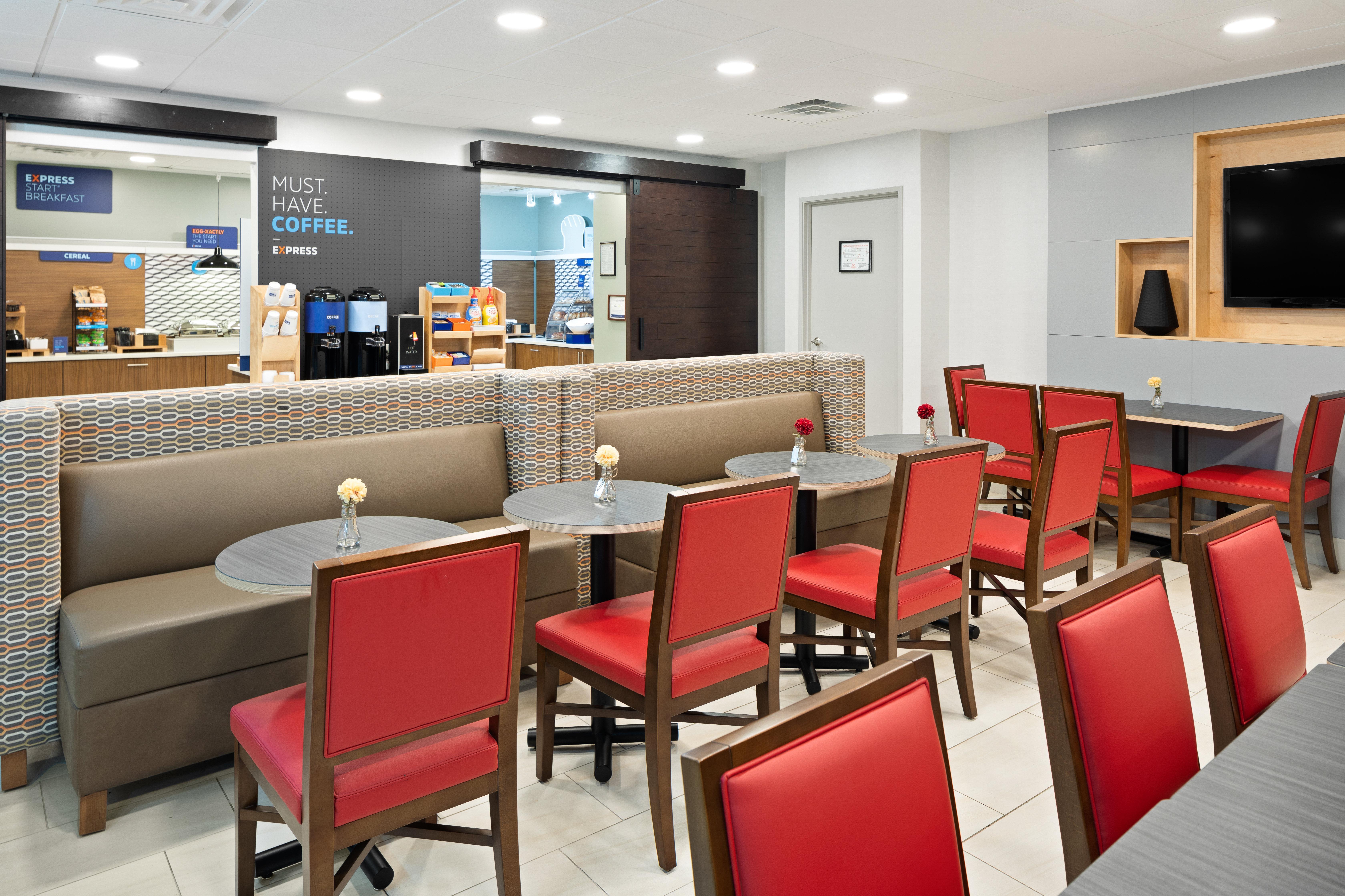 Holiday Inn Express - Atlanta-Kennesaw By Ihg Exterior foto